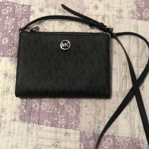 Michael Kors cross body